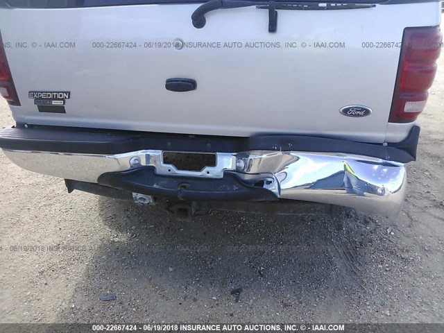 1FMRU15W51LB50972 - 2001 FORD EXPEDITION XLT 银色 照片 6