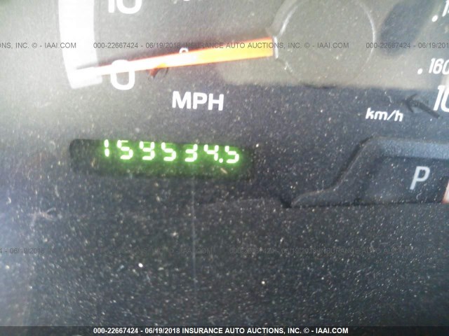 1FMRU15W51LB50972 - 2001 FORD EXPEDITION XLT 银色 照片 7