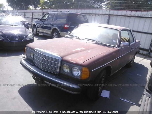 WDBAB53A4DB003265 - 1983 MERCEDES-BENZ 300 CDT RED photo 2