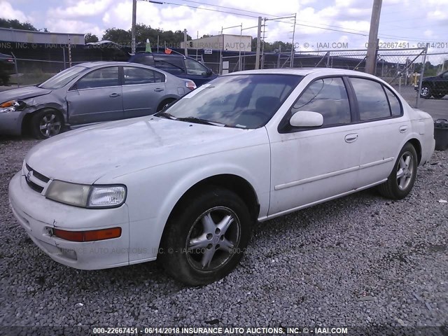 JN1CA21D7VT875835 - 1997 NISSAN MAXIMA GLE/GXE/SE WHITE photo 2