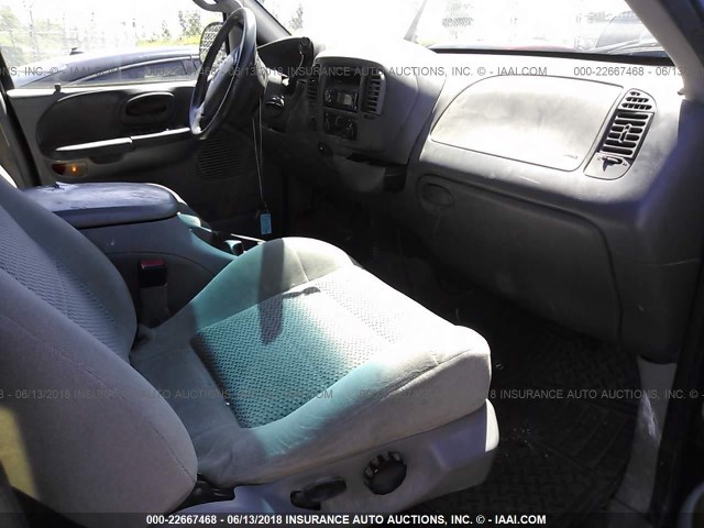 1FTRW08L01KF83082 - 2001 FORD F150 SUPERCREW BLACK photo 5