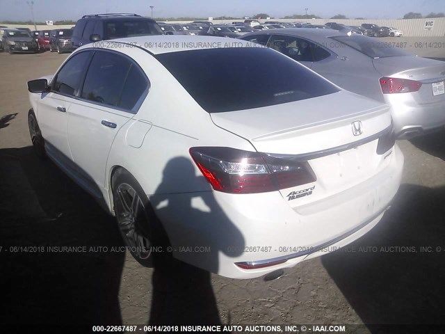 1HGCR2F5XHA160847 - 2017 HONDA ACCORD SPORT 白色 照片 3