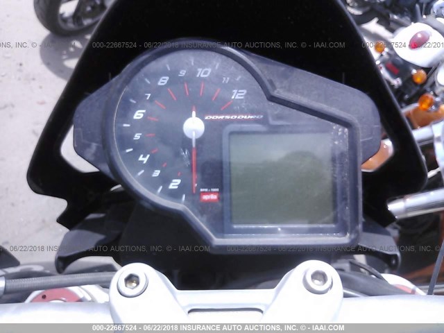 ZD4TVC00XBS000020 - 2011 APRILIA DORSODURO 1200 BLACK photo 7