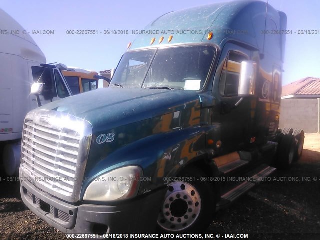 1FUJGLDR9BSAU6150 - 2011 FREIGHTLINER CASCADIA 125  GREEN photo 2