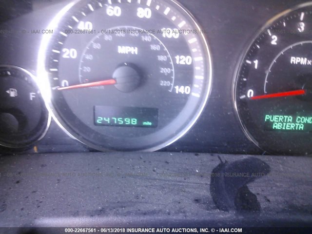 1J8HG48N66C274762 - 2006 JEEP COMMANDER WHITE photo 7