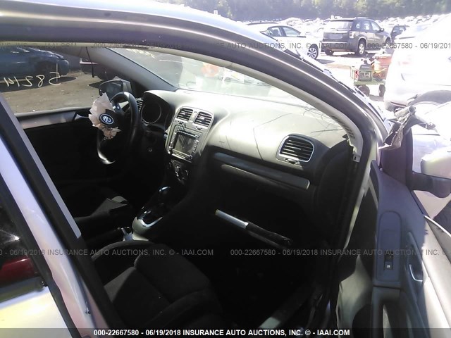 WVWDM7AJ7DW006175 - 2013 VOLKSWAGEN GOLF 银色 照片 5