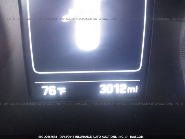 KM8J33A49JU660123 - 2018 HYUNDAI TUCSON LIMITED/SPORT AND ECO/SE SILVER photo 7