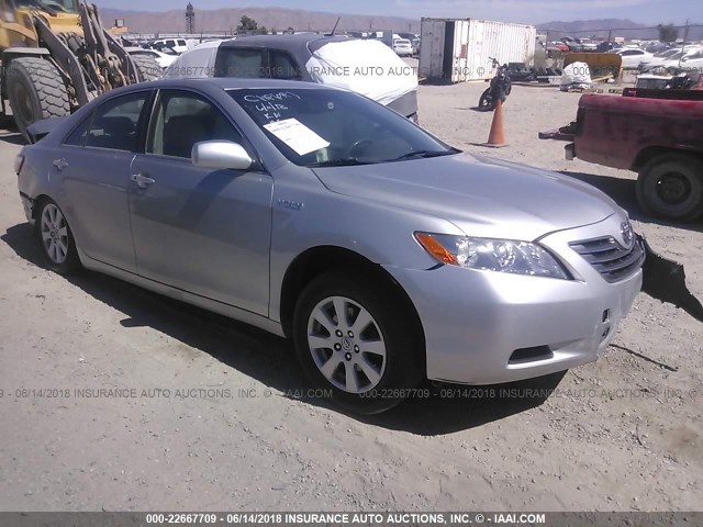 JTNBB46K473028892 - 2007 TOYOTA CAMRY NEW GENERAT HYBRID SILVER photo 1