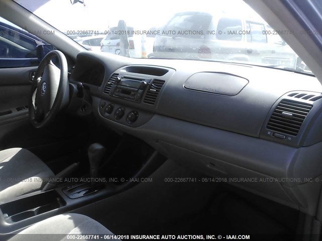 4T1BE32K13U651012 - 2003 TOYOTA CAMRY LE/XLE/SE 蓝色 照片 5