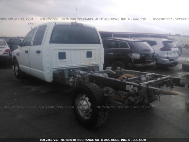 3D7KR28D87G766135 - 2007 DODGE RAM 2500 ST/SLT 白色 照片 3