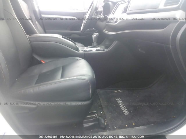 5TDJKRFH3FS114368 - 2015 TOYOTA HIGHLANDER XLE თეთრი ფოტო 5