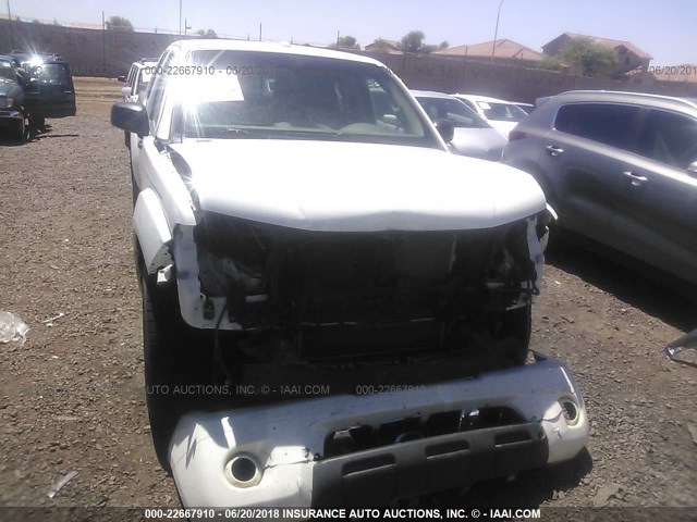 1N6AD0FRXEN708942 - 2014 NISSAN FRONTIER SV/SL WHITE photo 6