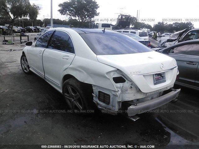 WDDNG71X87A081359 - 2007 MERCEDES-BENZ S 550 WHITE photo 3