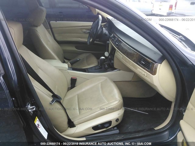 WBAVC93517KX53332 - 2007 BMW 328 XI Blau Foto 5