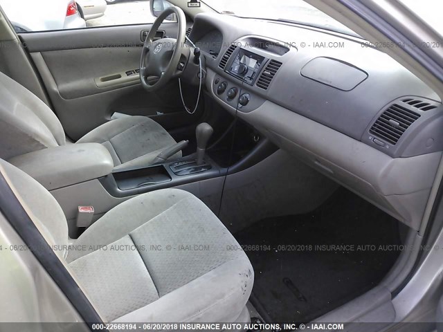 4T1BE32K33U731122 - 2003 TOYOTA CAMRY LE/XLE/SE Qızıl foto 5