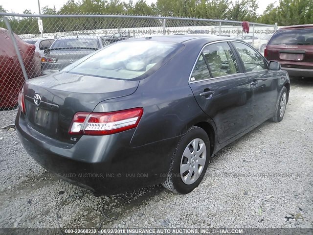 4T1BF3EKXBU679298 - 2011 TOYOTA CAMRY SE/LE/XLE GRAY photo 4