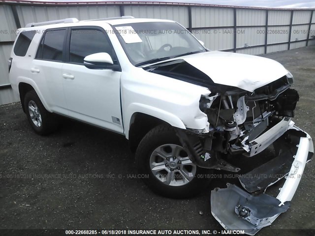 JTEBU5JR6G5286808 - 2016 TOYOTA 4RUNNER SR5 PREM/LTDL/TRAIL/TRD WHITE photo 1