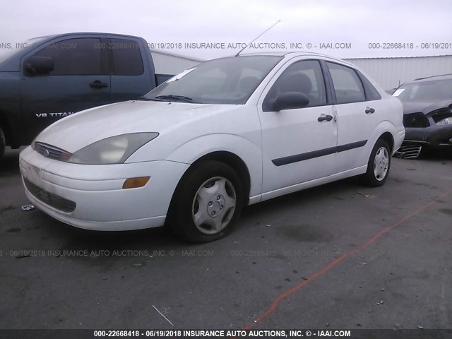 1FAFP33P63W169804 - 2003 FORD FOCUS LX WHITE photo 2