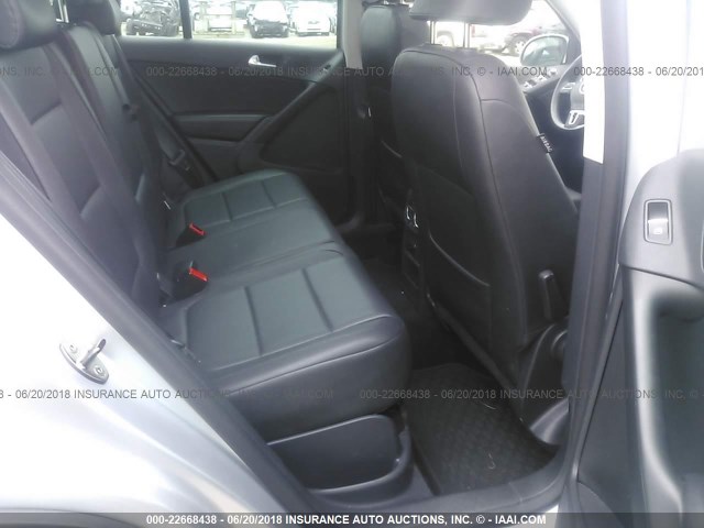 WVGBV7AX0BW534383 - 2011 VOLKSWAGEN TIGUAN S/SE/SEL SILVER photo 8