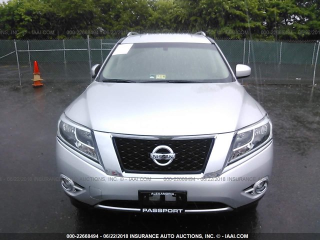 5N1AR2MM9EC725729 - 2014 NISSAN PATHFINDER S/SV/SL/PLATINUM SILVER photo 6