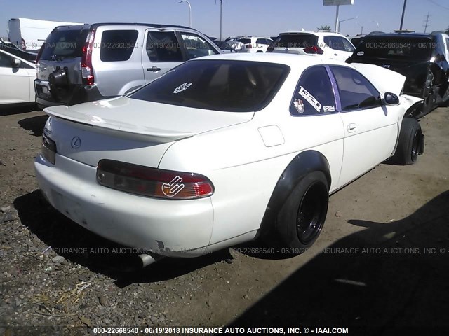 JT8CD32Z0T0034599 - 1996 LEXUS SC 300 WHITE photo 4