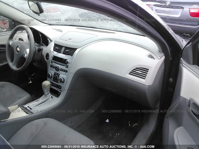 1G1ZB5E03CF237714 - 2012 CHEVROLET MALIBU LS BLACK photo 5