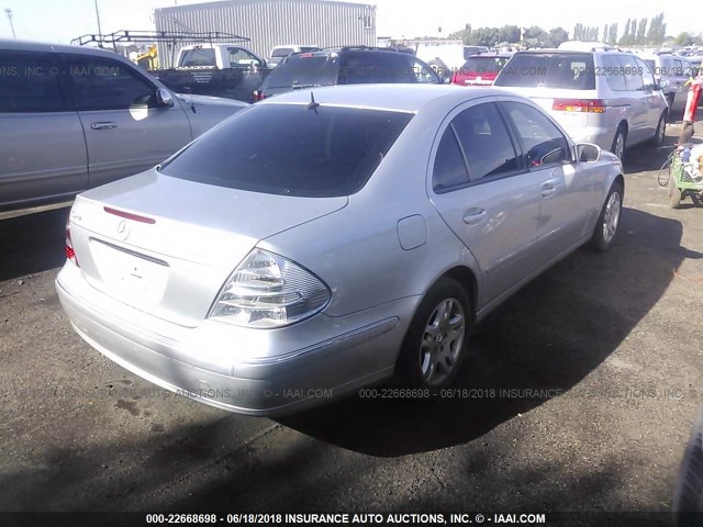 WDBUF65J15A630470 - 2005 MERCEDES-BENZ E 320 SILVER photo 4