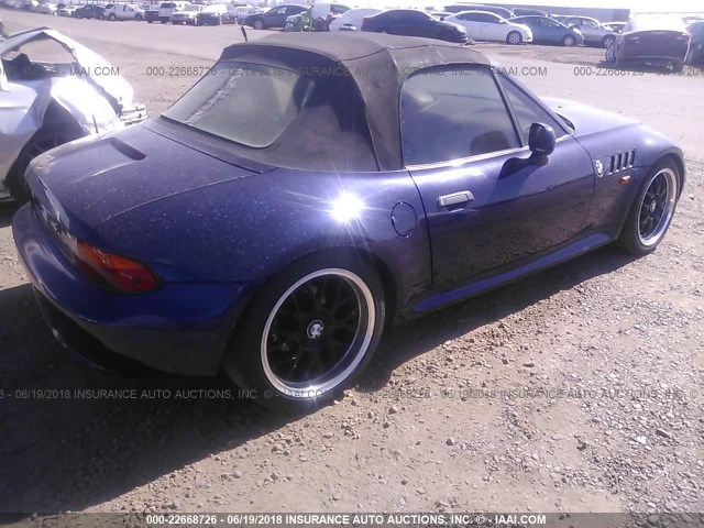 4USCJ3330WLC15075 - 1998 BMW Z3 2.8 Navy photo 4