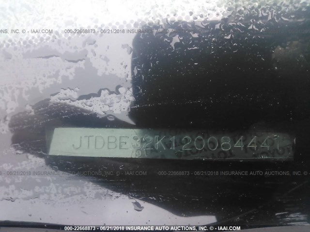 JTDBE32K120084441 - 2002 TOYOTA CAMRY LE/XLE/SE ნაცრისფერი ფოტო 9