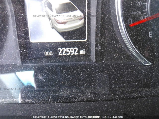 4T1BF1FK1HU273499 - 2017 TOYOTA CAMRY LE/XLE/SE/XSE 白色 照片 7