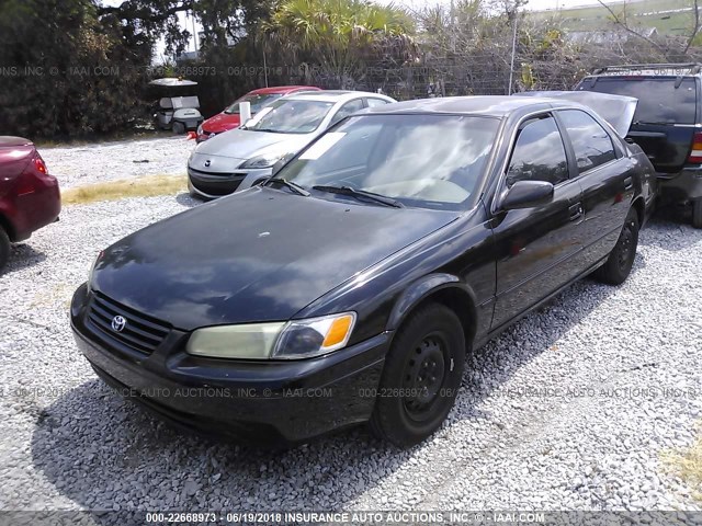 4T1BG22K5WU237207 - 1998 TOYOTA CAMRY CE/LE/XLE BLACK photo 2