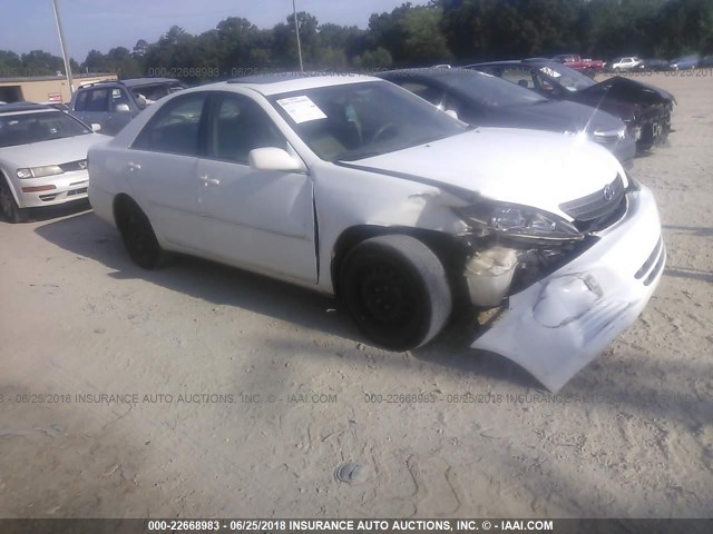4T1BE32KX2U061311 - 2002 TOYOTA CAMRY LE/XLE/SE 白色 照片 1