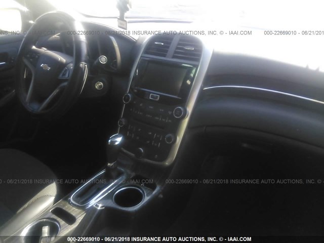 1G11C5SL8FF329270 - 2015 CHEVROLET MALIBU 1LT შავი ფოტო 5