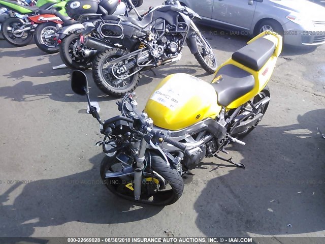 JS1VP53A942100511 - 2004 SUZUKI SV650 YELLOW photo 2