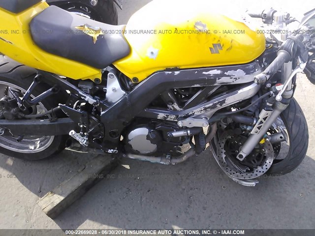 JS1VP53A942100511 - 2004 SUZUKI SV650 YELLOW photo 8