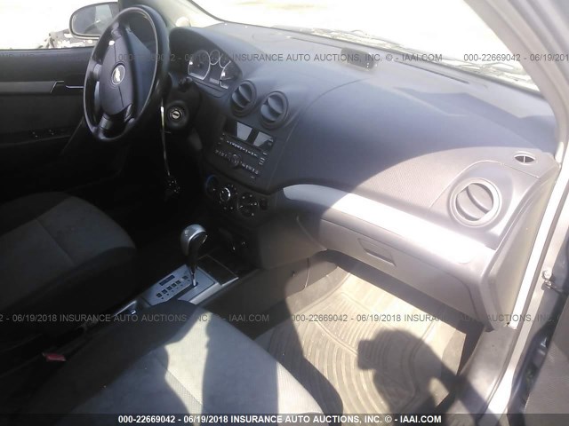 KL1TD6DE4AB113179 - 2010 CHEVROLET AVEO LS/LT 灰色 照片 5