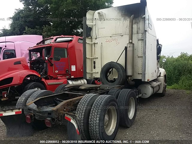 1FUJA6CK85LN44293 - 2005 FREIGHTLINER COLUMBIA COLUMBIA WHITE photo 4