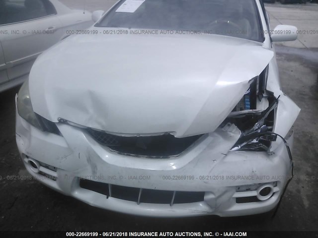 4T1FA38P28U157300 - 2008 TOYOTA CAMRY SOLARA SE/SLE/SPORT WHITE photo 6