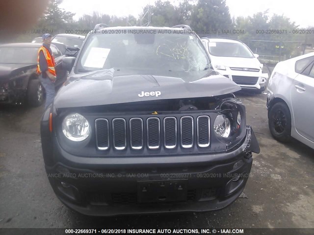 ZACCJBBBXHPG57981 - 2017 JEEP RENEGADE LATITUDE GRAY photo 6