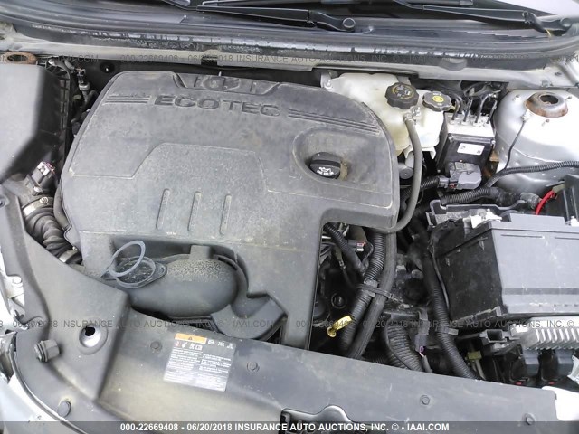 1G1ZB5E07CF256203 - 2012 CHEVROLET MALIBU LS SILVER photo 10