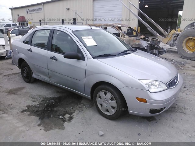 1FAFP34N27W363264 - 2007 FORD FOCUS ZX4/S/SE/SES 银色 照片 1