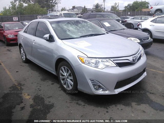 4T4BF1FK6CR250024 - 2012 TOYOTA CAMRY SE/LE/XLE ვერცხლისფერი ფოტო 1