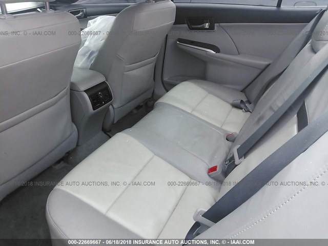 4T4BF1FK6CR250024 - 2012 TOYOTA CAMRY SE/LE/XLE ვერცხლისფერი ფოტო 8