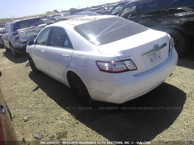 4T1BB3EK5BU131463 - 2011 TOYOTA CAMRY HYBRID WHITE photo 3