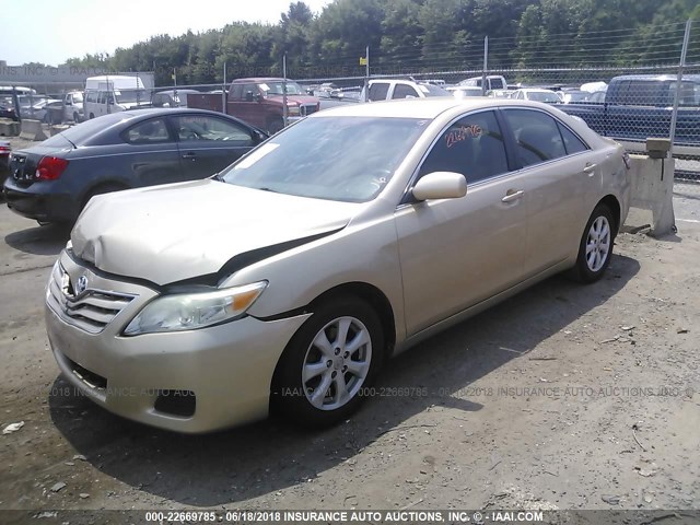 4T1BF3EK6AU077660 - 2010 TOYOTA CAMRY SE/LE/XLE 金色 照片 2