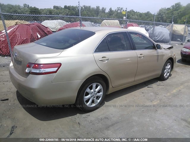 4T1BF3EK6AU077660 - 2010 TOYOTA CAMRY SE/LE/XLE 金色 照片 4