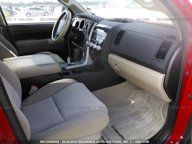 5TFRV541X7X024252 - 2007 TOYOTA TUNDRA DOUBLE CAB SR5 RED photo 5
