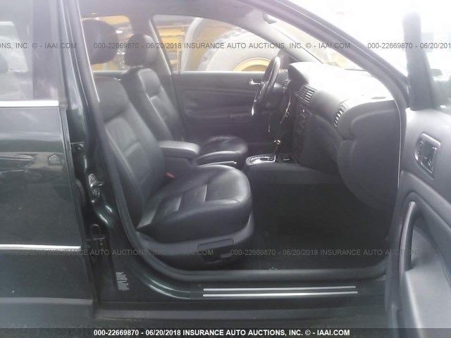 WVWWH63B84E169971 - 2004 VOLKSWAGEN PASSAT GLX 绿色 照片 5