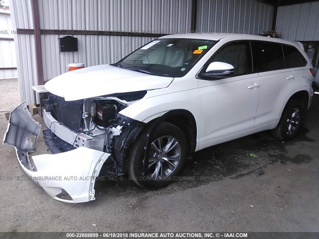 5TDZKRFH2FS063951 - 2015 TOYOTA HIGHLANDER LE/LE PLUS WHITE photo 2
