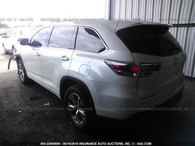 5TDZKRFH2FS063951 - 2015 TOYOTA HIGHLANDER LE/LE PLUS WHITE photo 3